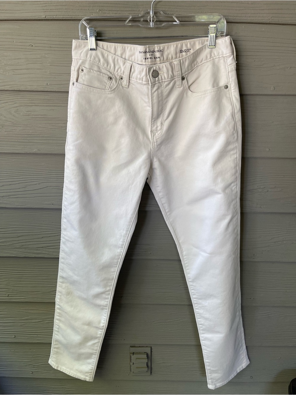SOLD / Banana Republic Men's Traveler Jean Off-White Slim Straight Pants Size